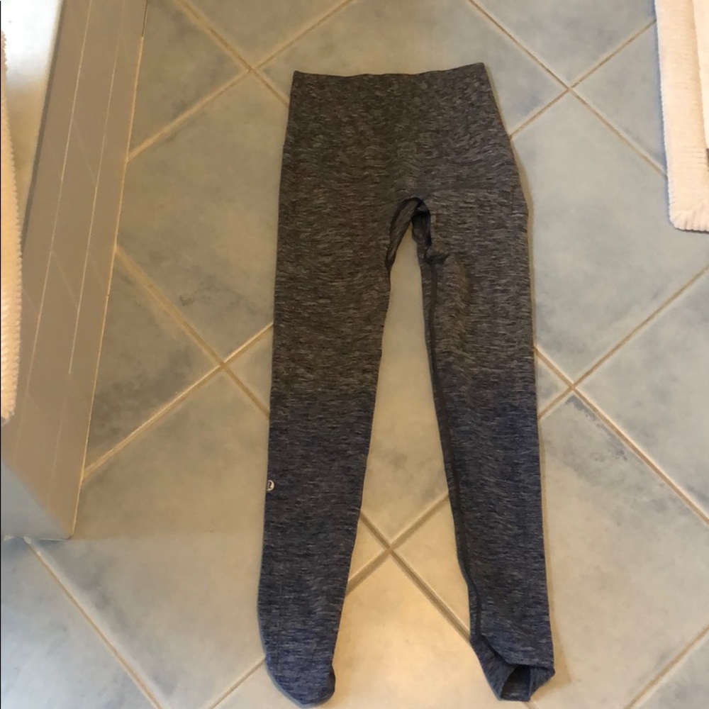 Lulu lemon leggings! Never worn!